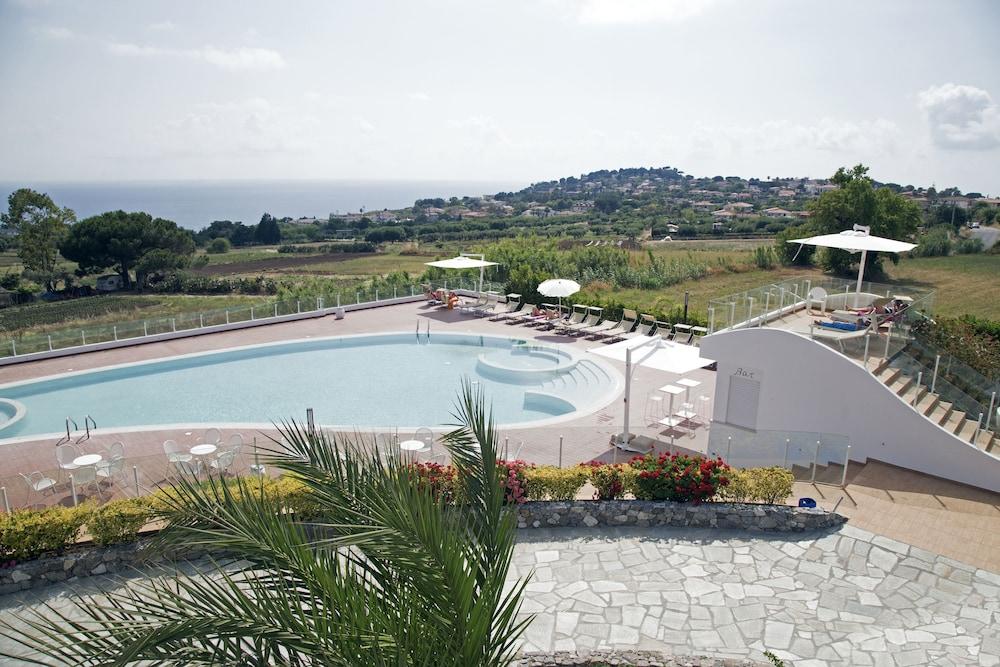 Hotel Marinella Capo Vaticano Exterior photo